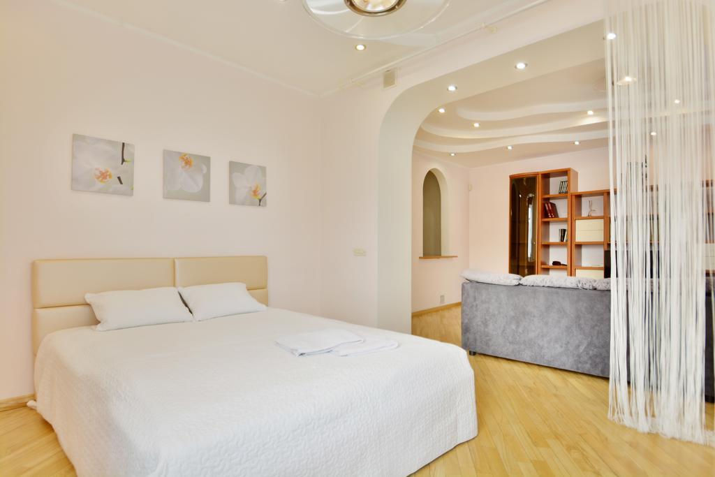 Irent.By Apartment Minsk Bagian luar foto