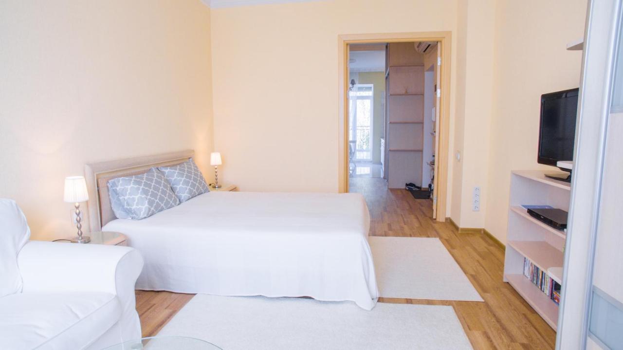 Irent.By Apartment Minsk Bagian luar foto
